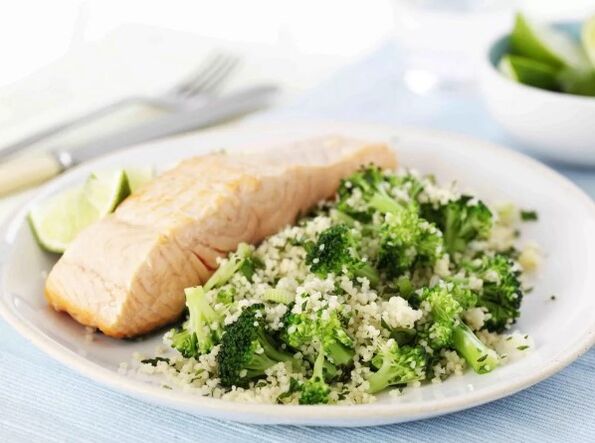 Fish with broccoli