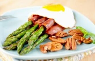 Keto diet dishes may cause side effects in people with certain conditions
